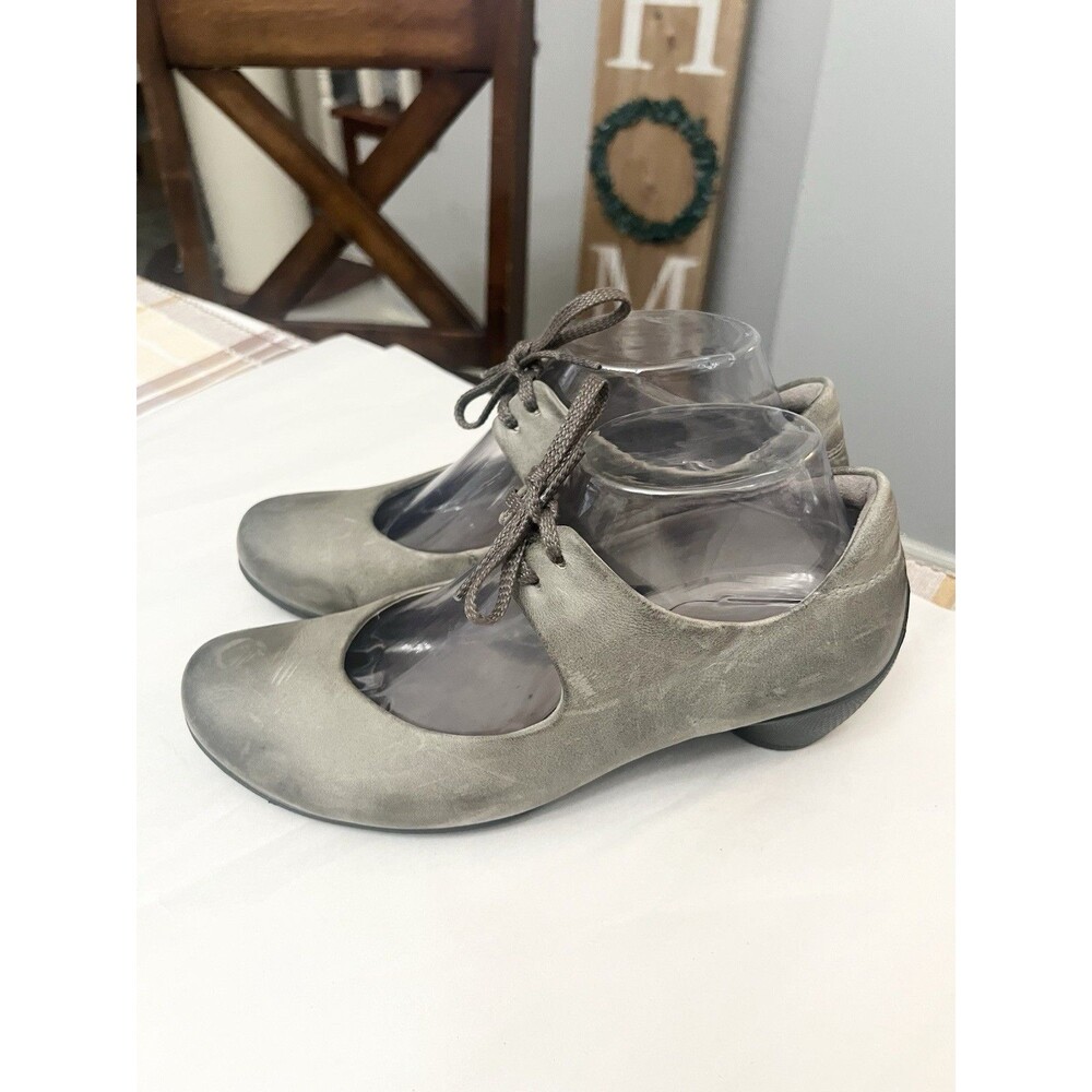 ECCO Size 38 7.5 8 Womens Grey Sculptured Lace Mary Jane Pumps Comfort Twee